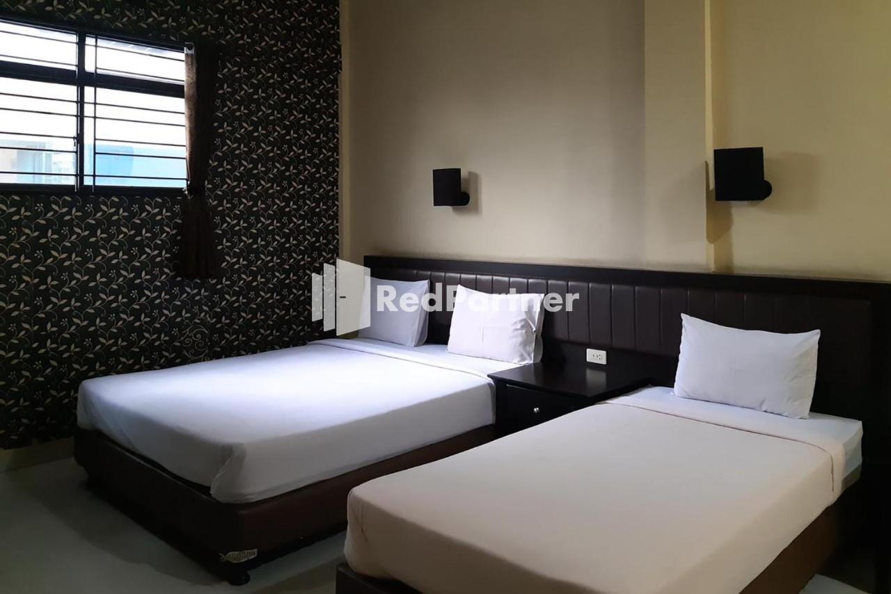 Hotel Carolina Transit Medan Exteriér fotografie