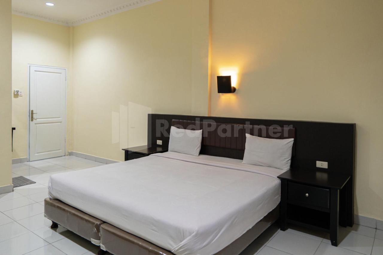 Hotel Carolina Transit Medan Exteriér fotografie