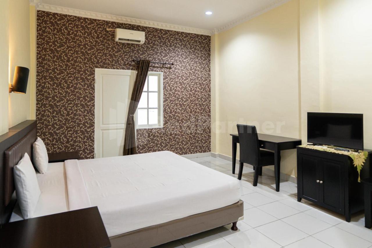 Hotel Carolina Transit Medan Exteriér fotografie