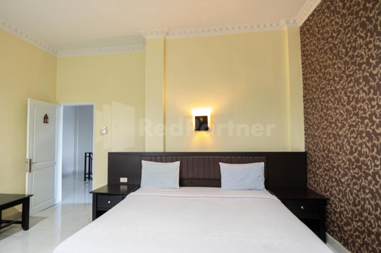 Hotel Carolina Transit Medan Exteriér fotografie