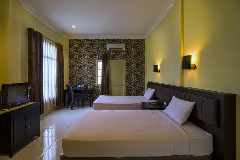 Hotel Carolina Transit Medan Exteriér fotografie